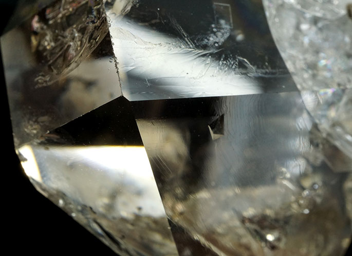 ハーキマーダイヤモンド　原石（レインボー）
