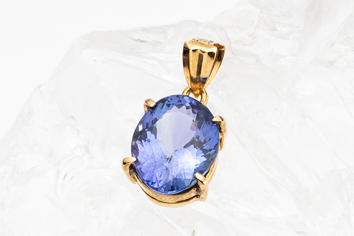 タンザナイト ペンダントトップ K18