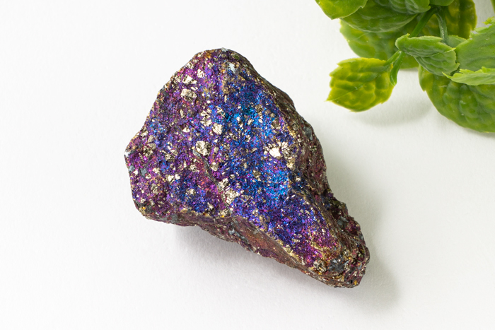 ピーコックオレ 原石