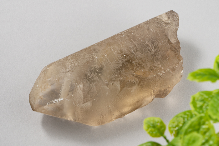 ブラジル・バイア・セントセ産 エッジドスモーキーシトリン 原石