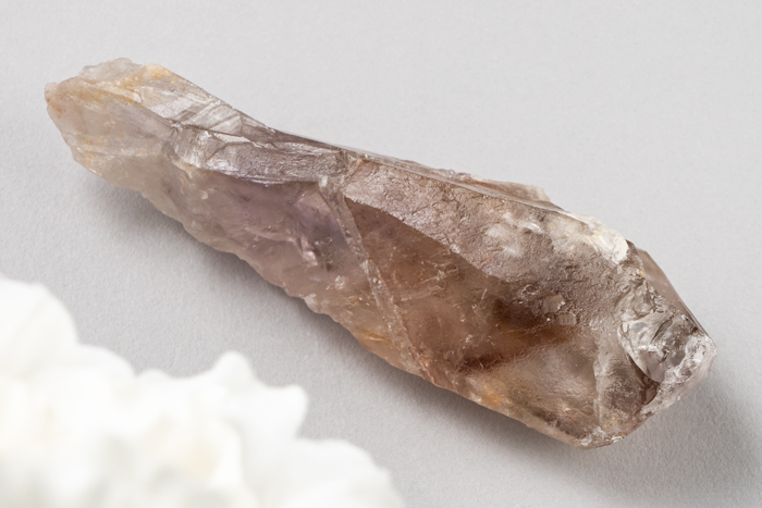 パウエライトアメジスト 原石（蛍光）