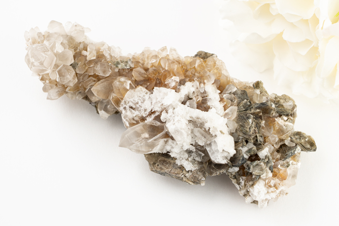 アメリカ・ノースカロライナ産 ゴールデンアゼツライト クラスター