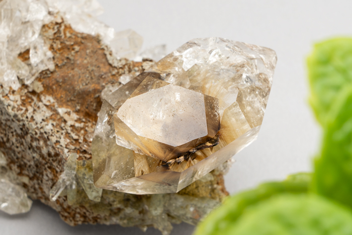 パキスタン産 ブルッカイトルチル クラスター