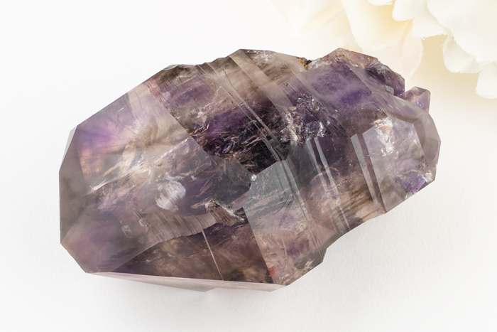 ナミビア・ブランドバーグ産 アメジストエレスチャル 原石（水入り）