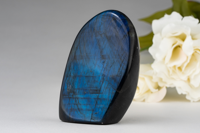マダガスカル産 ブルーラブラドライト 磨き