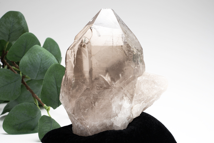 ネパール・ガウリシャンカール産 スモーキークォーツ 原石