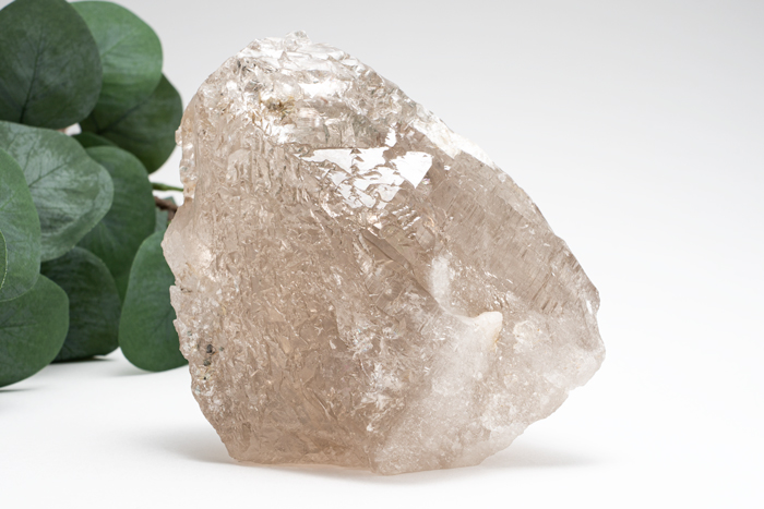 ネパール・ガウリシャンカール産 アイスクォーツ 原石（トライゴーニック・レインボー）